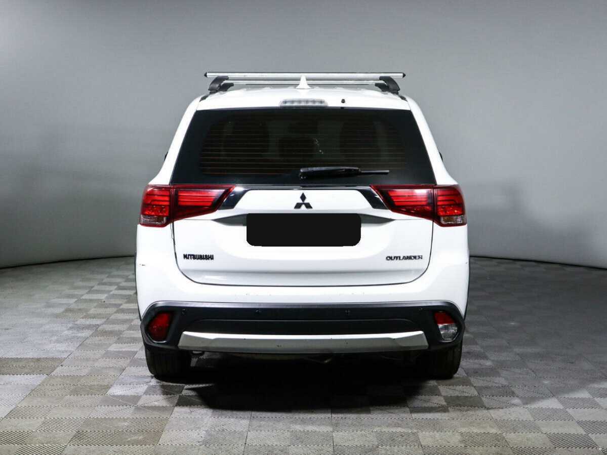 Mitsubishi Outlander, 2018 - Фото №4