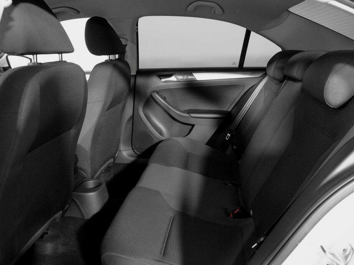 Volkswagen Jetta, 2016 - Фото №9