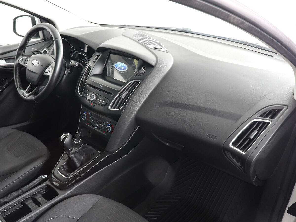 Ford Focus, 2018 - Фото №9