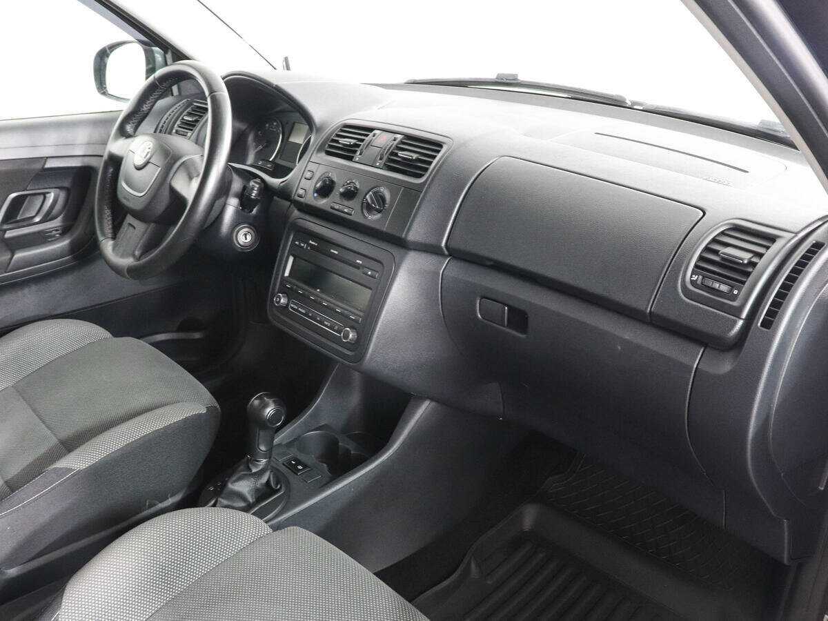 Skoda Fabia, 2012 - Фото №9