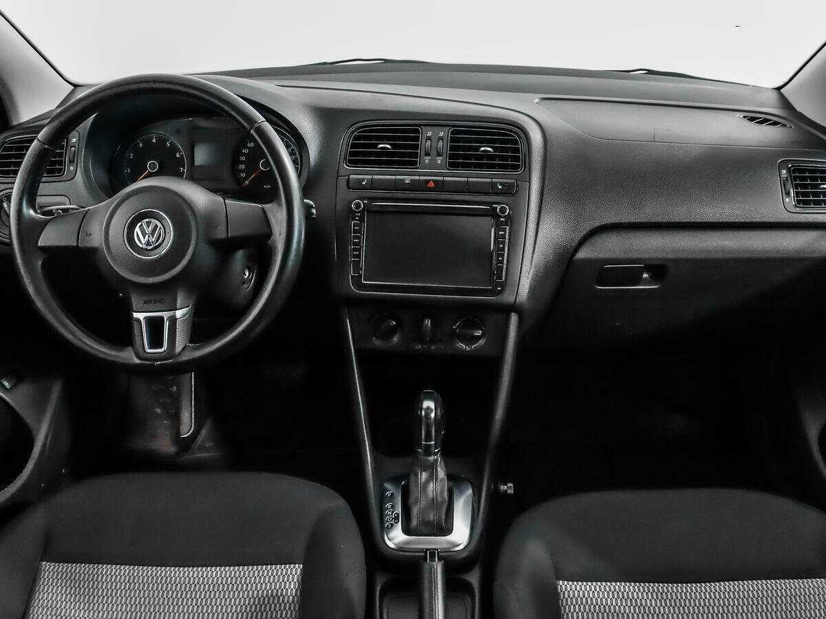 Volkswagen Polo, 2012 - Фото №12