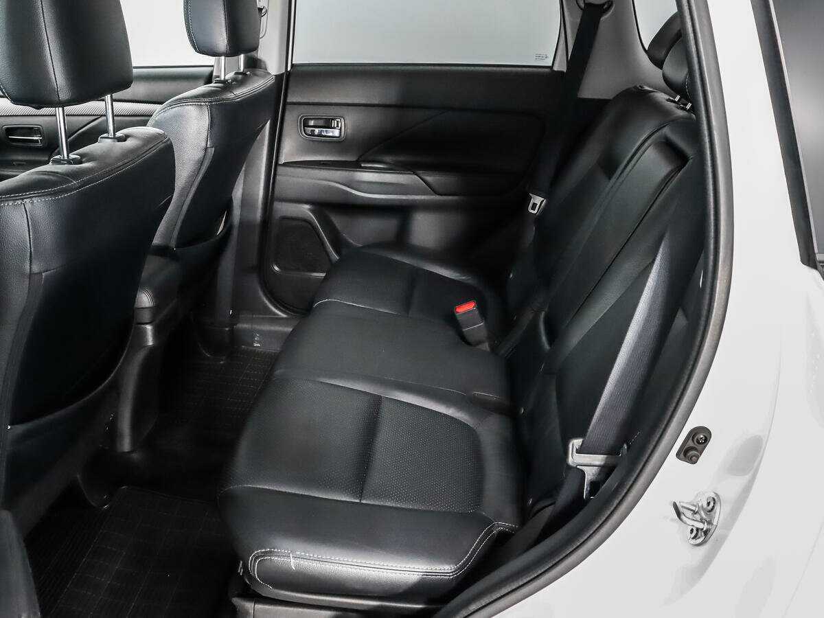 Mitsubishi Outlander, 2014 - Фото №11