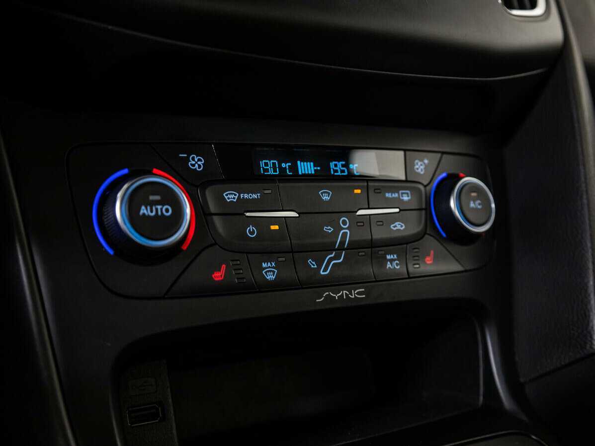 Ford Focus, 2018 - Фото №15