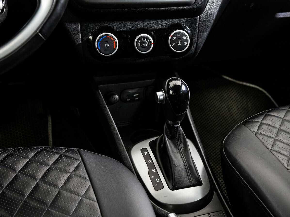 Kia Rio, 2017 - Фото №12