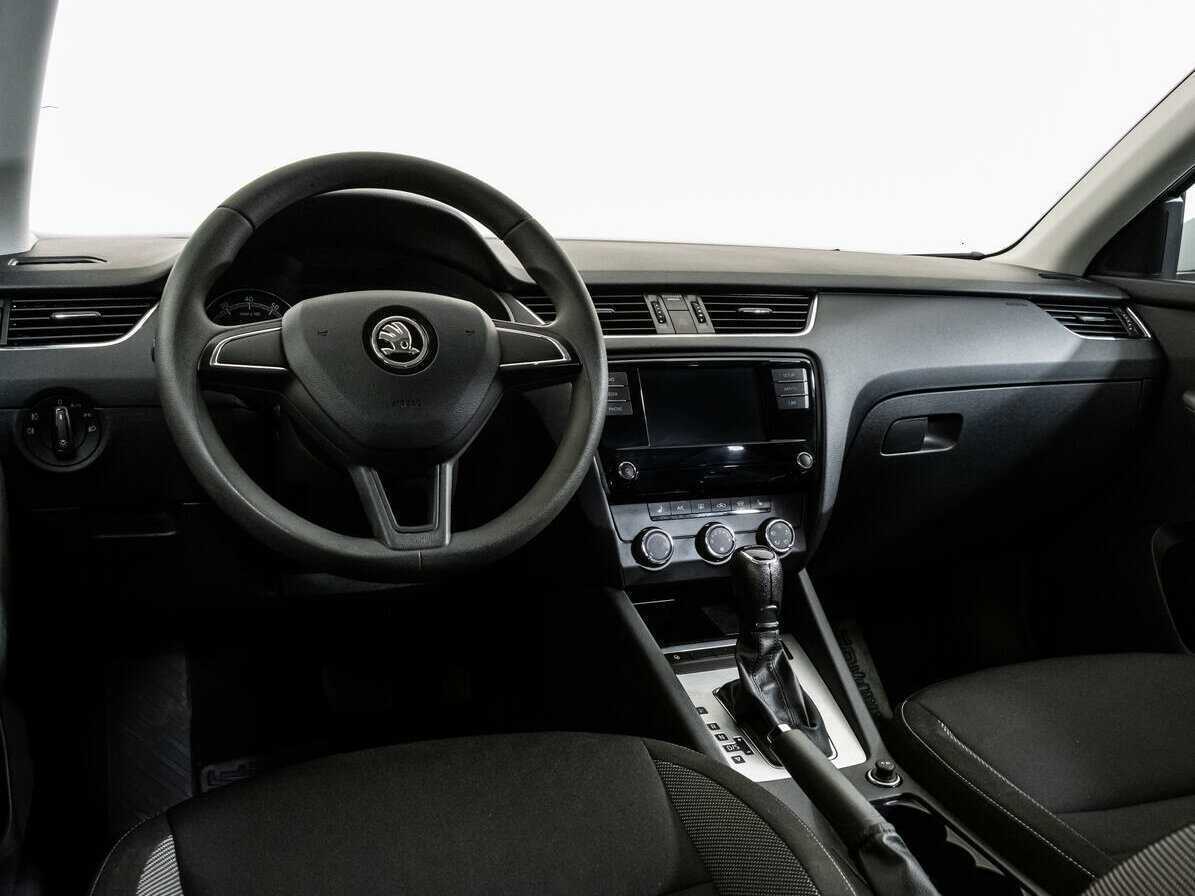 Skoda Octavia, 2018 - Фото №8