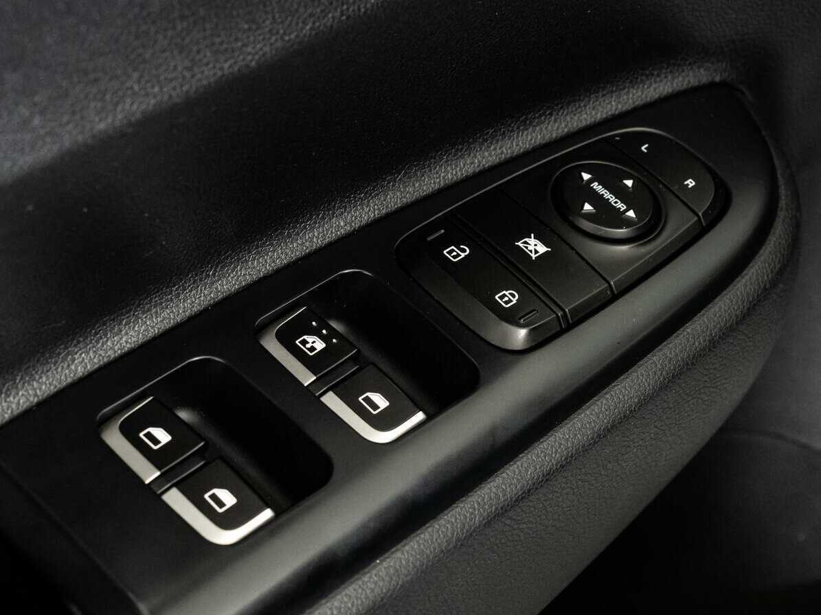 Kia Rio X-Line, 2018 - Фото №18