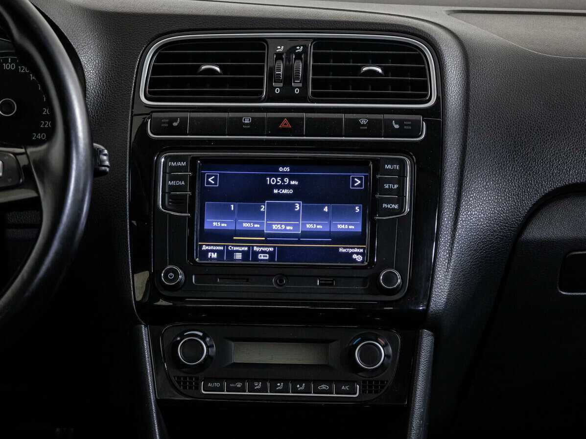 Volkswagen Polo, 2017 - Фото №13