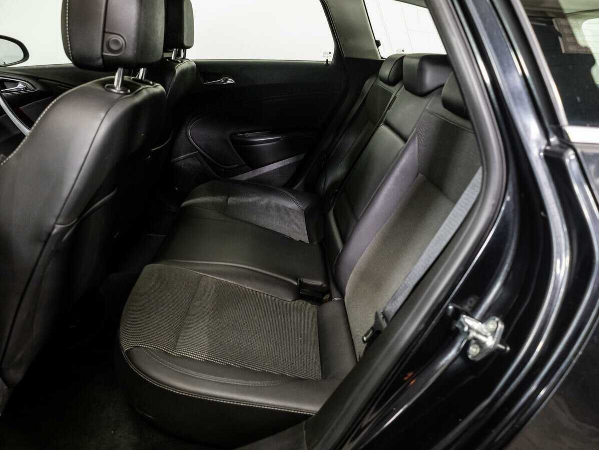 Opel Astra, 2012 - Фото №7