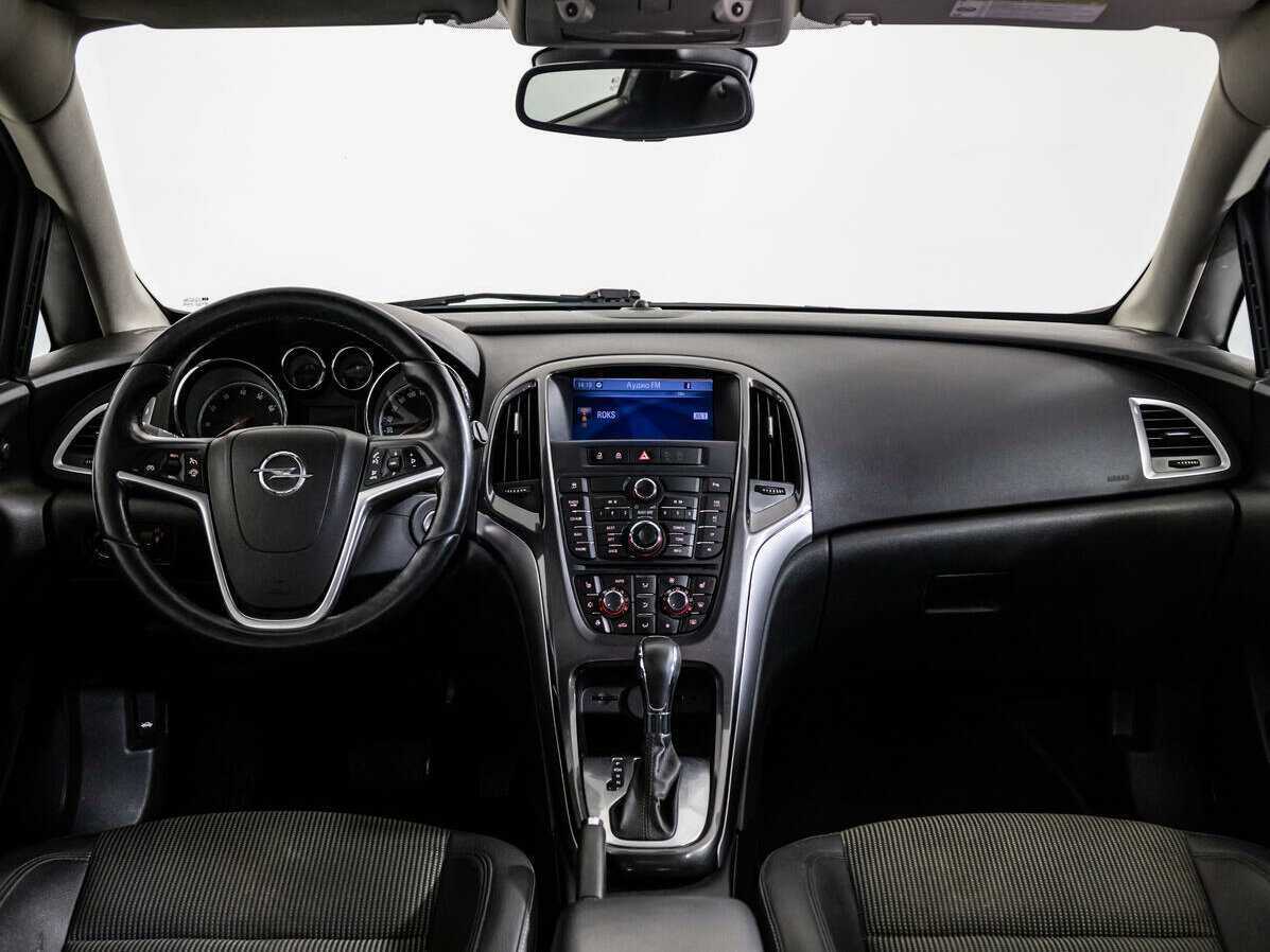 Opel Astra, 2012 - Фото №10