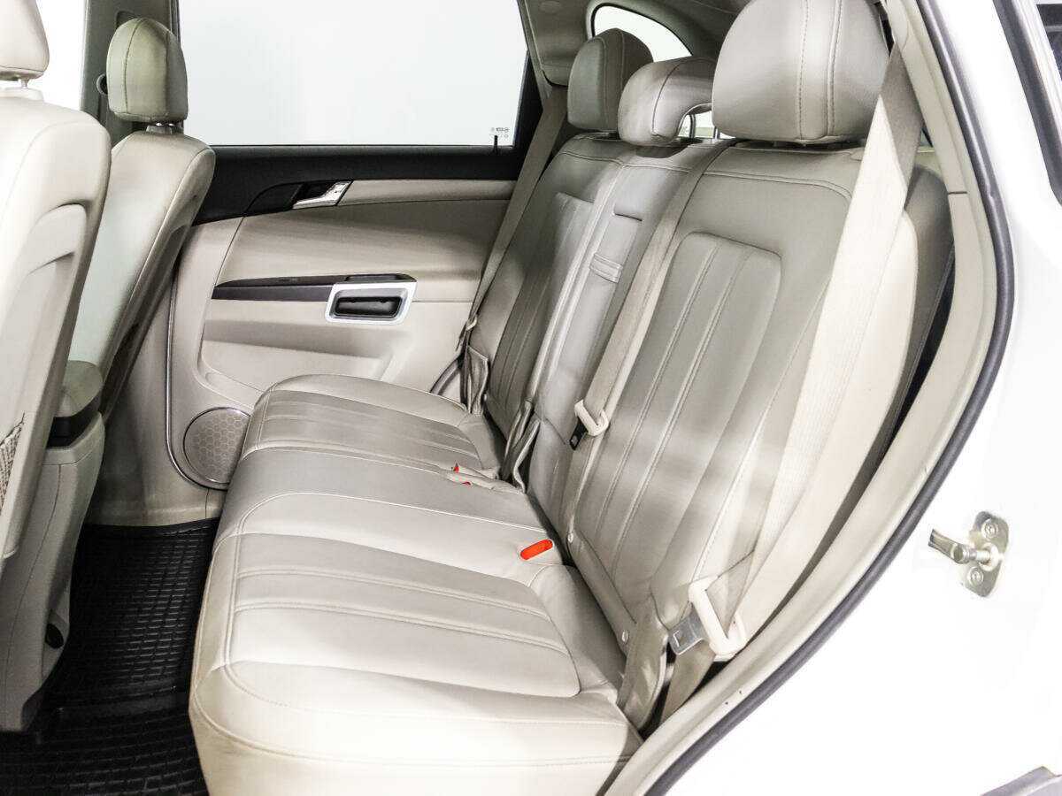 Opel Antara, 2012 - Фото №9