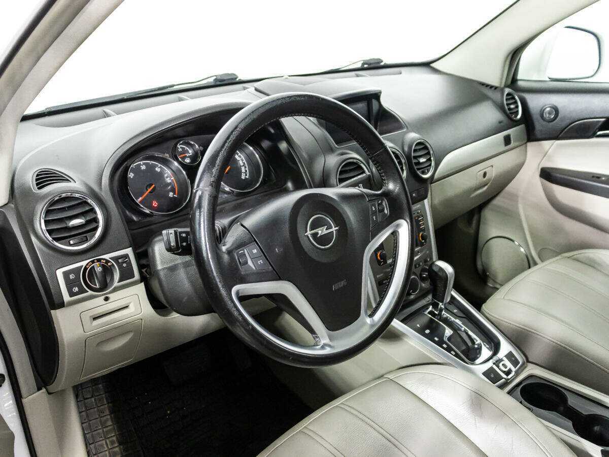 Opel Antara, 2012 - Фото №10
