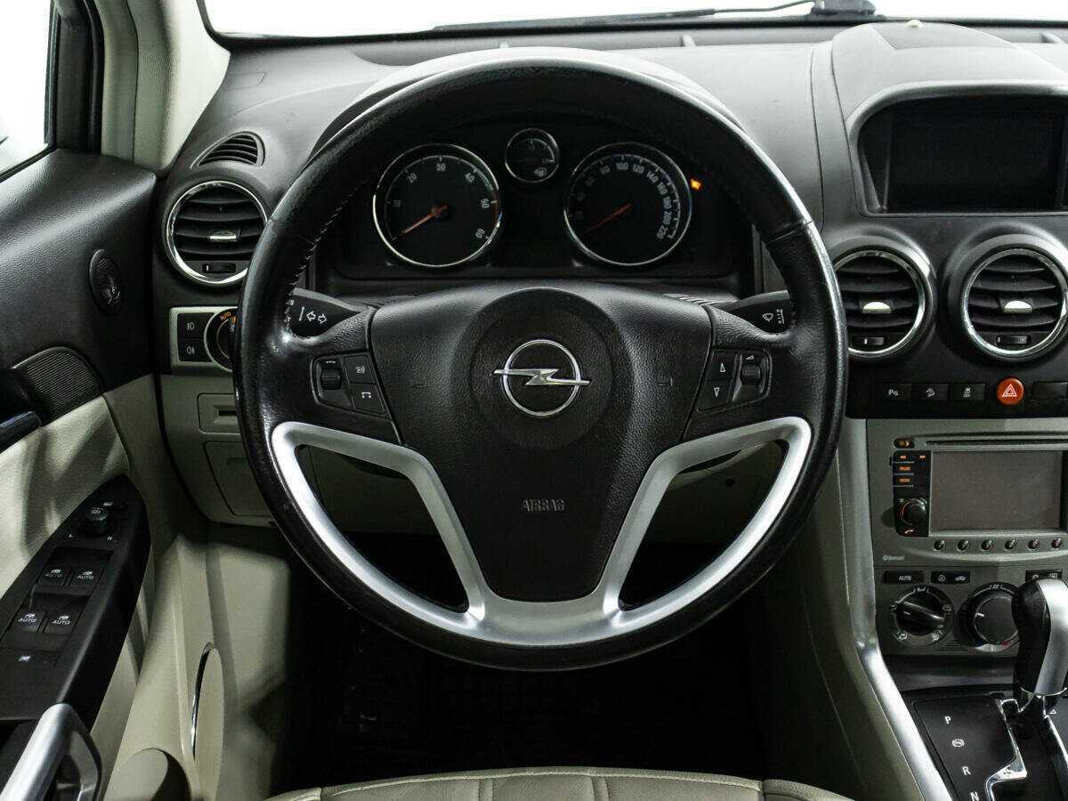 Opel Antara, 2012 - Фото №16