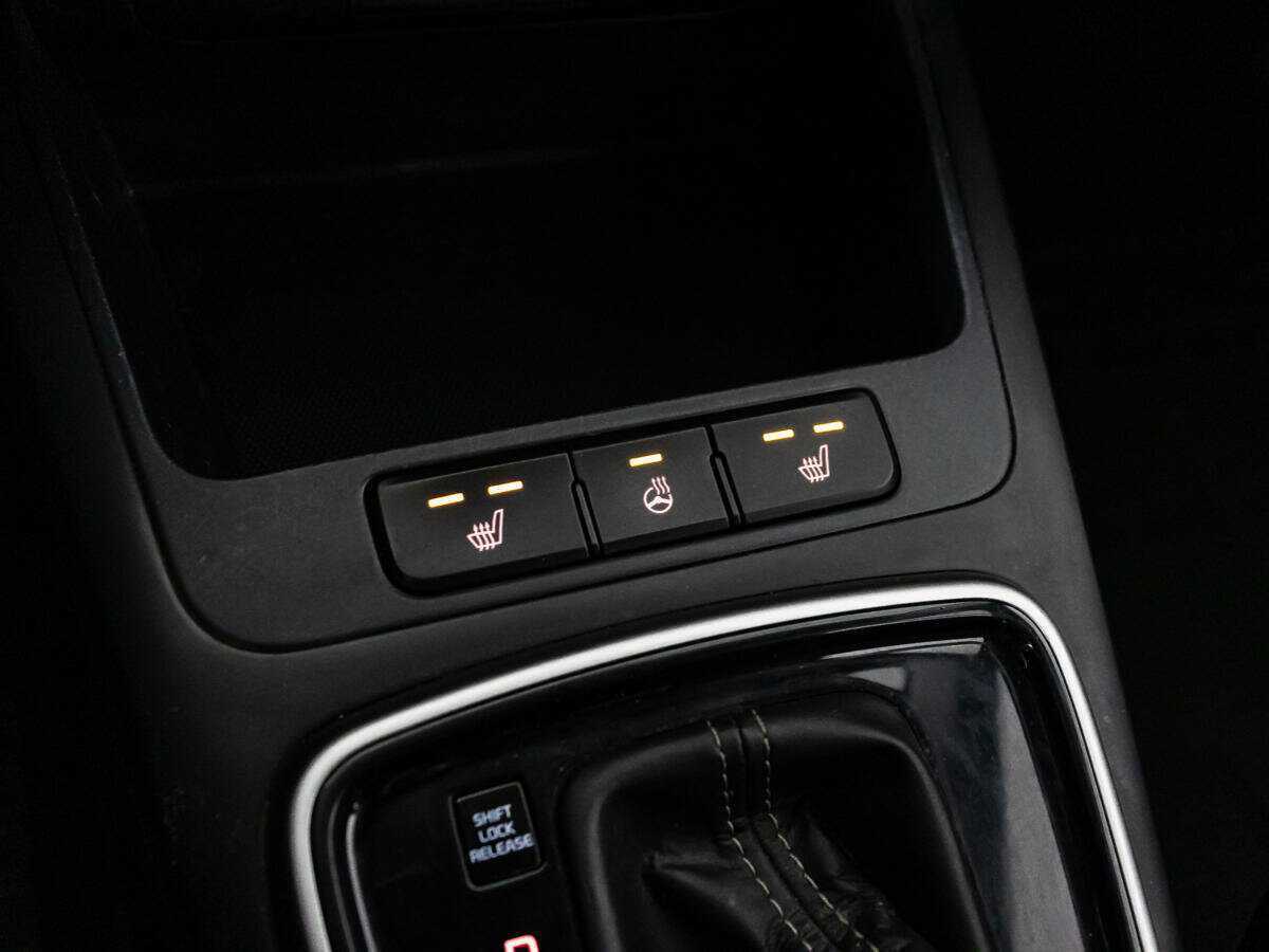 Kia Rio, 2019 - Фото №17