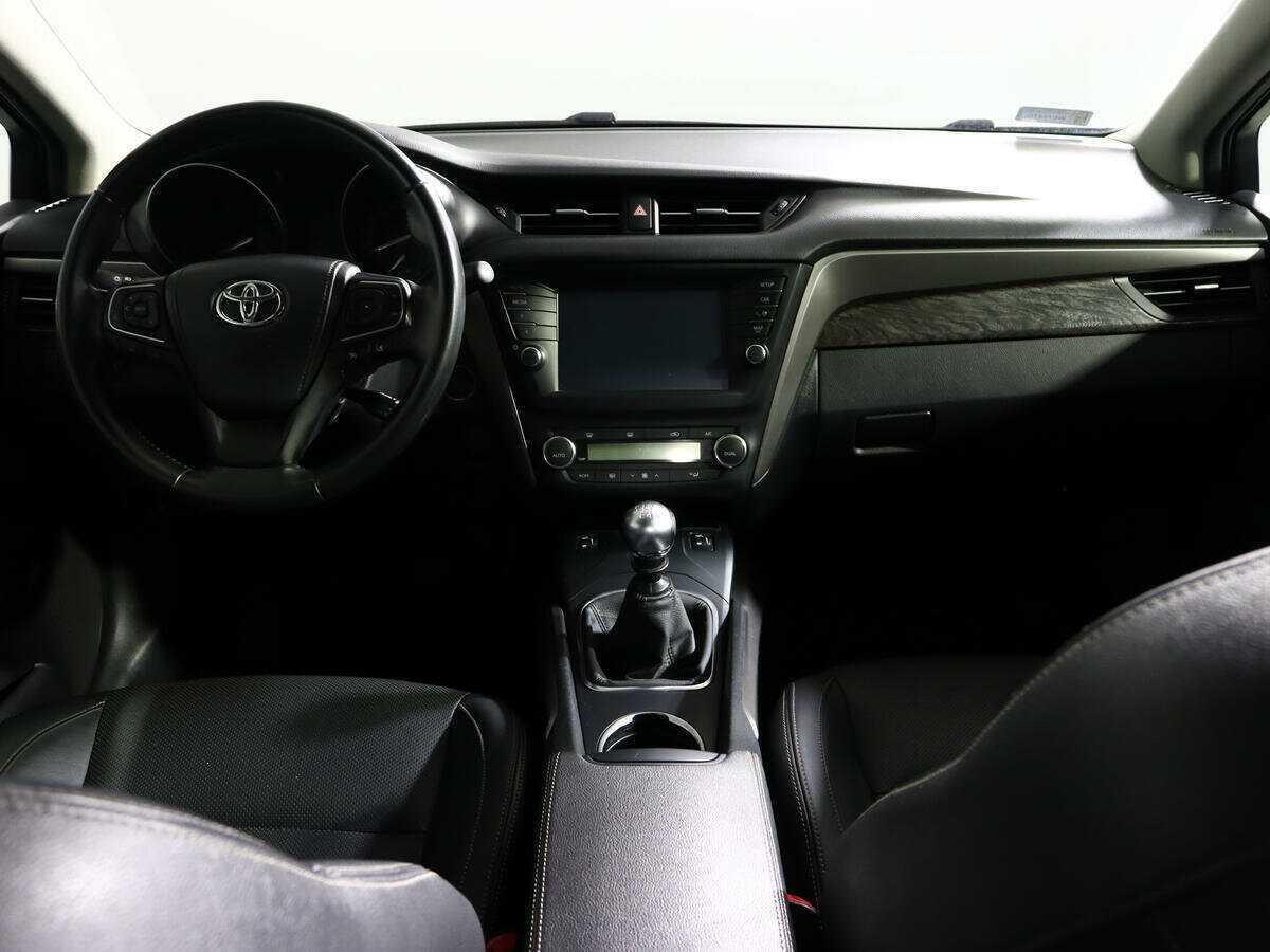 Toyota Avensis, 2018 - Фото №8