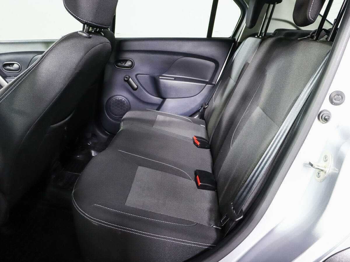 Renault Logan Stepway, 2022 - Фото №7