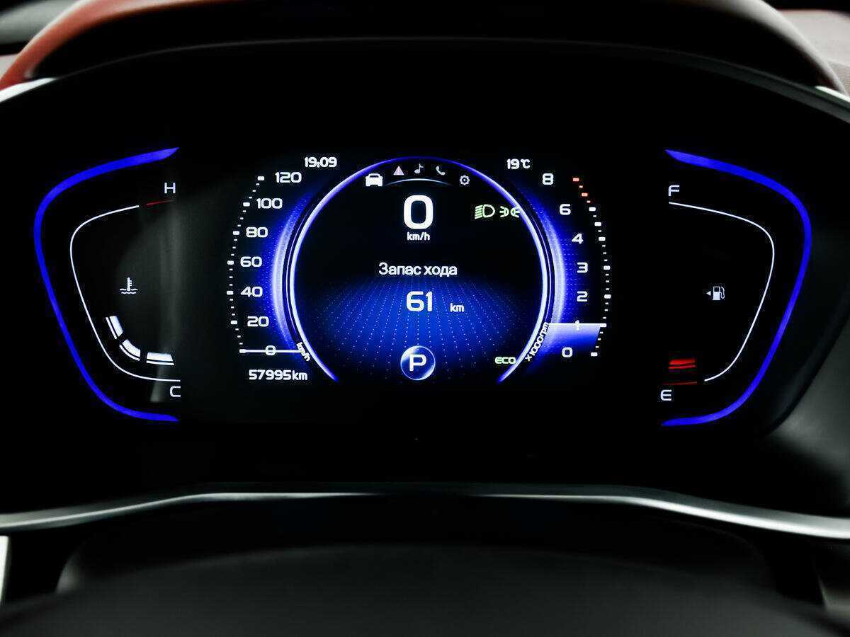 Geely Coolray, 2022 - Фото №9