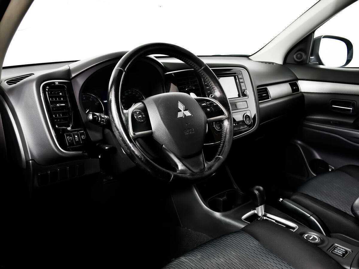 Mitsubishi Outlander, 2013 - Фото №12