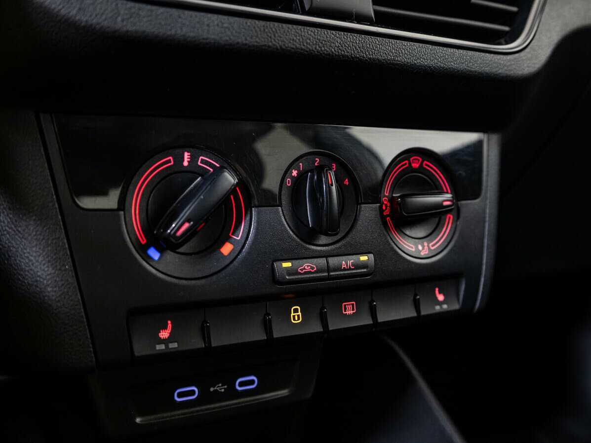 Volkswagen Polo, 2020 - Фото №12