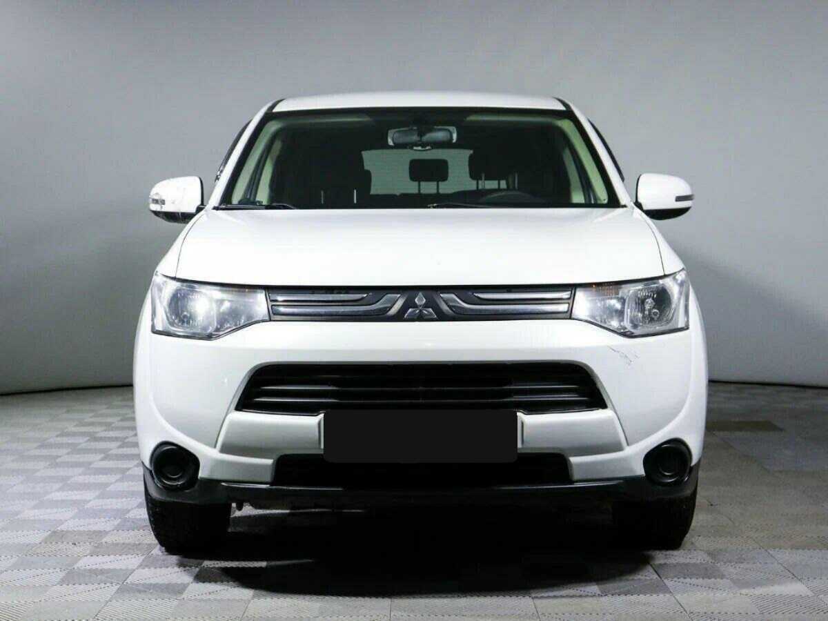 Mitsubishi Outlander, 2012 - Фото №1