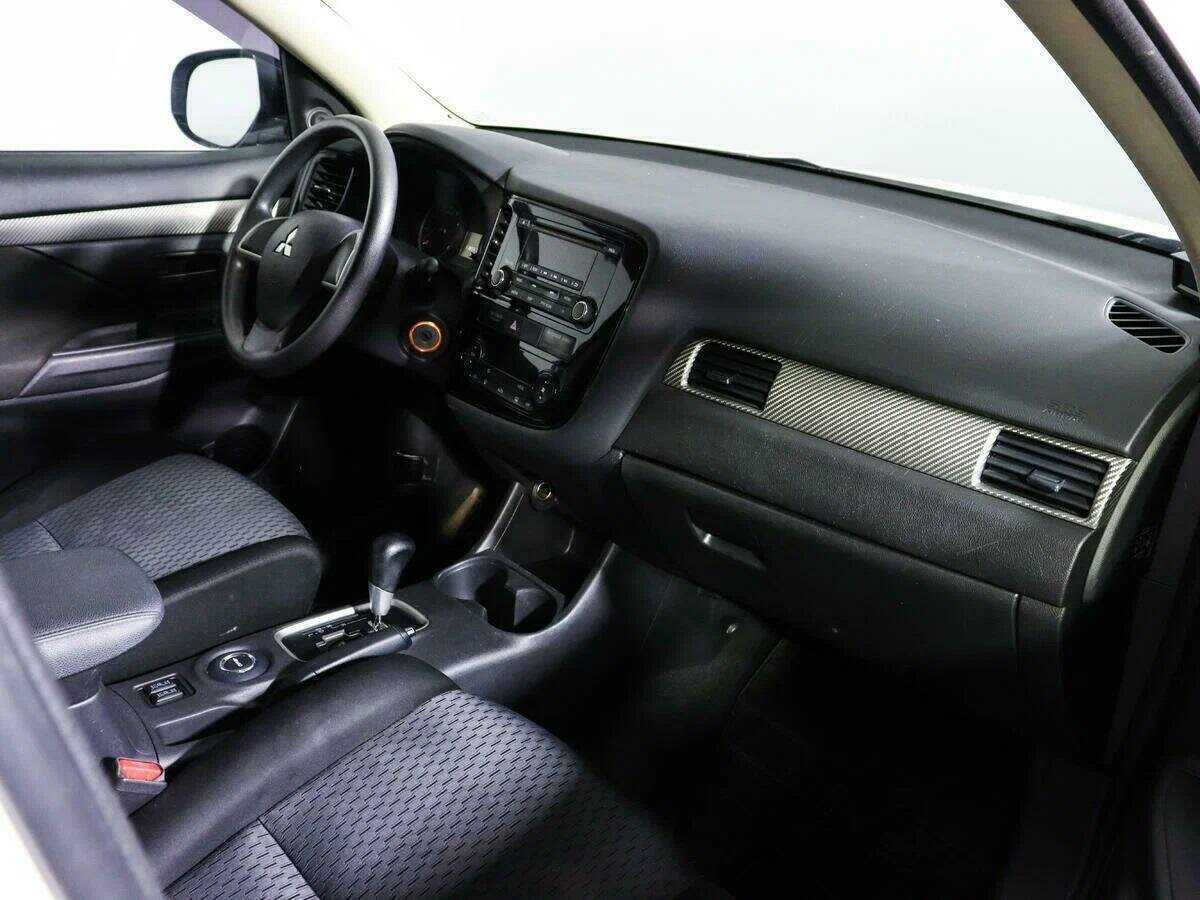 Mitsubishi Outlander, 2012 - Фото №7