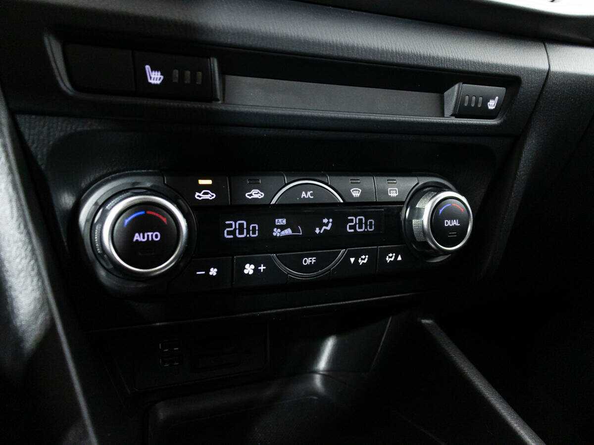 Mazda 3, 2016 - Фото №15
