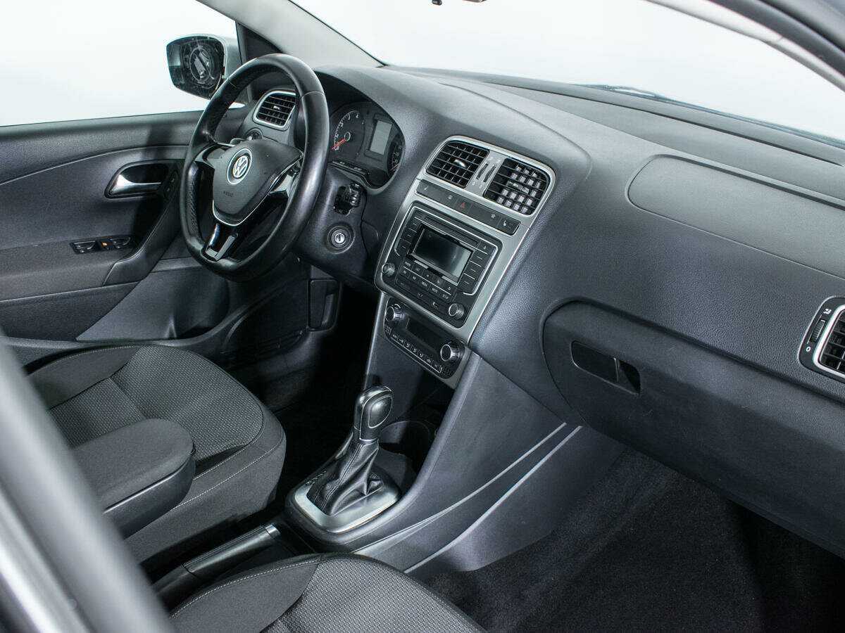 Volkswagen Polo, 2016 - Фото №8