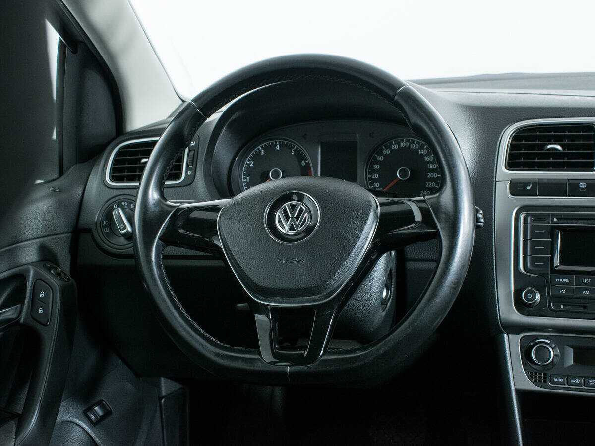 Volkswagen Polo, 2016 - Фото №13