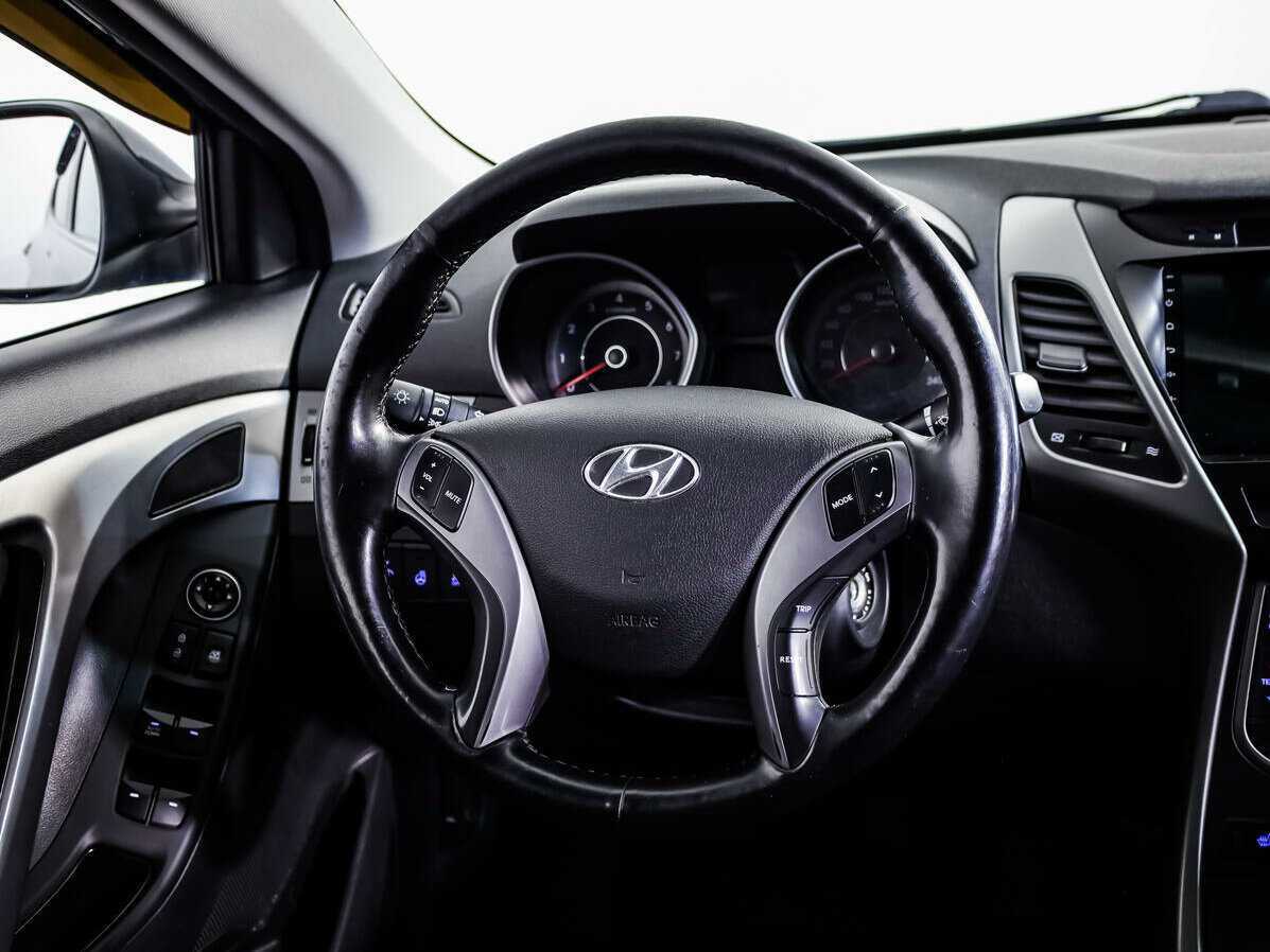 Hyundai Elantra, 2015 - Фото №9