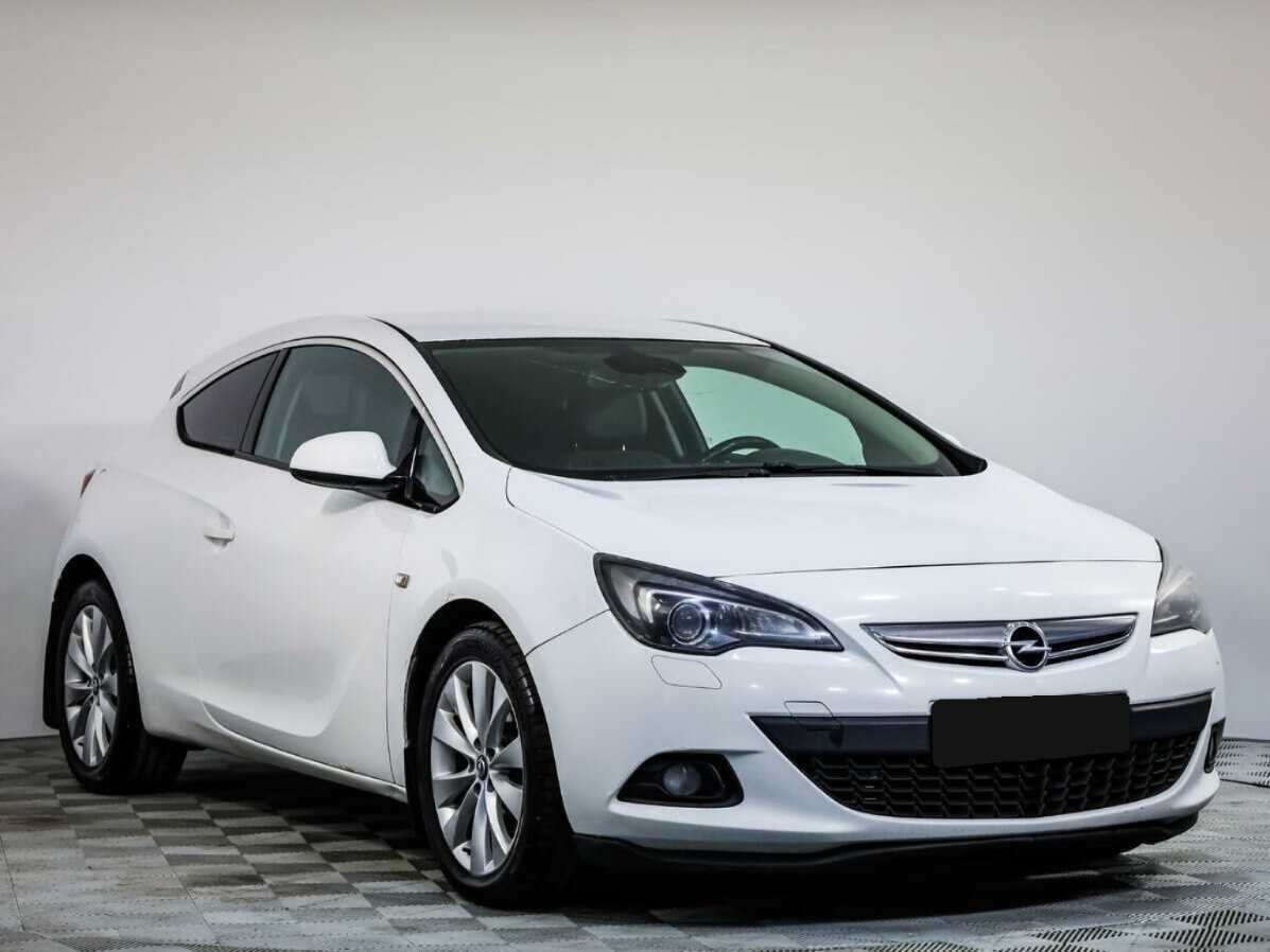 Opel Astra GTC, 2012 - Фото №1