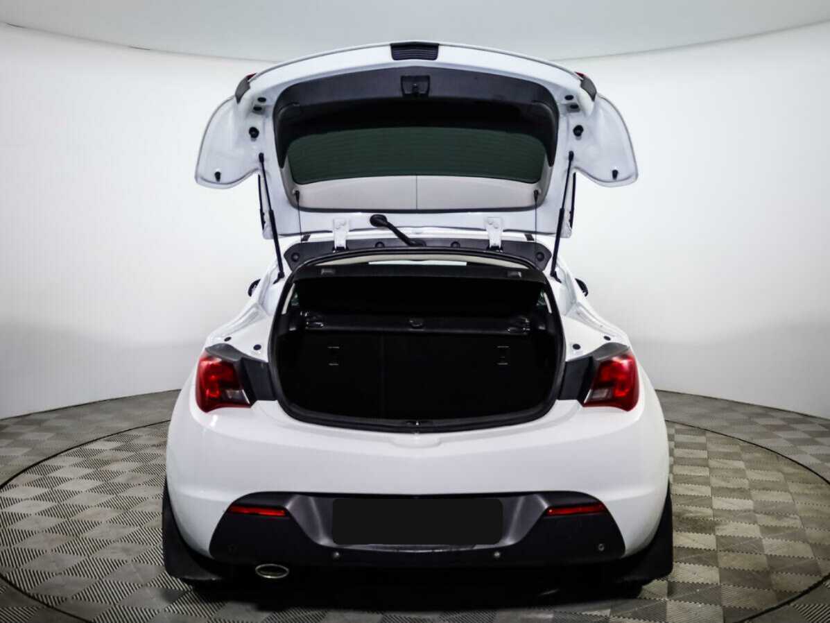 Opel Astra GTC, 2012 - Фото №18