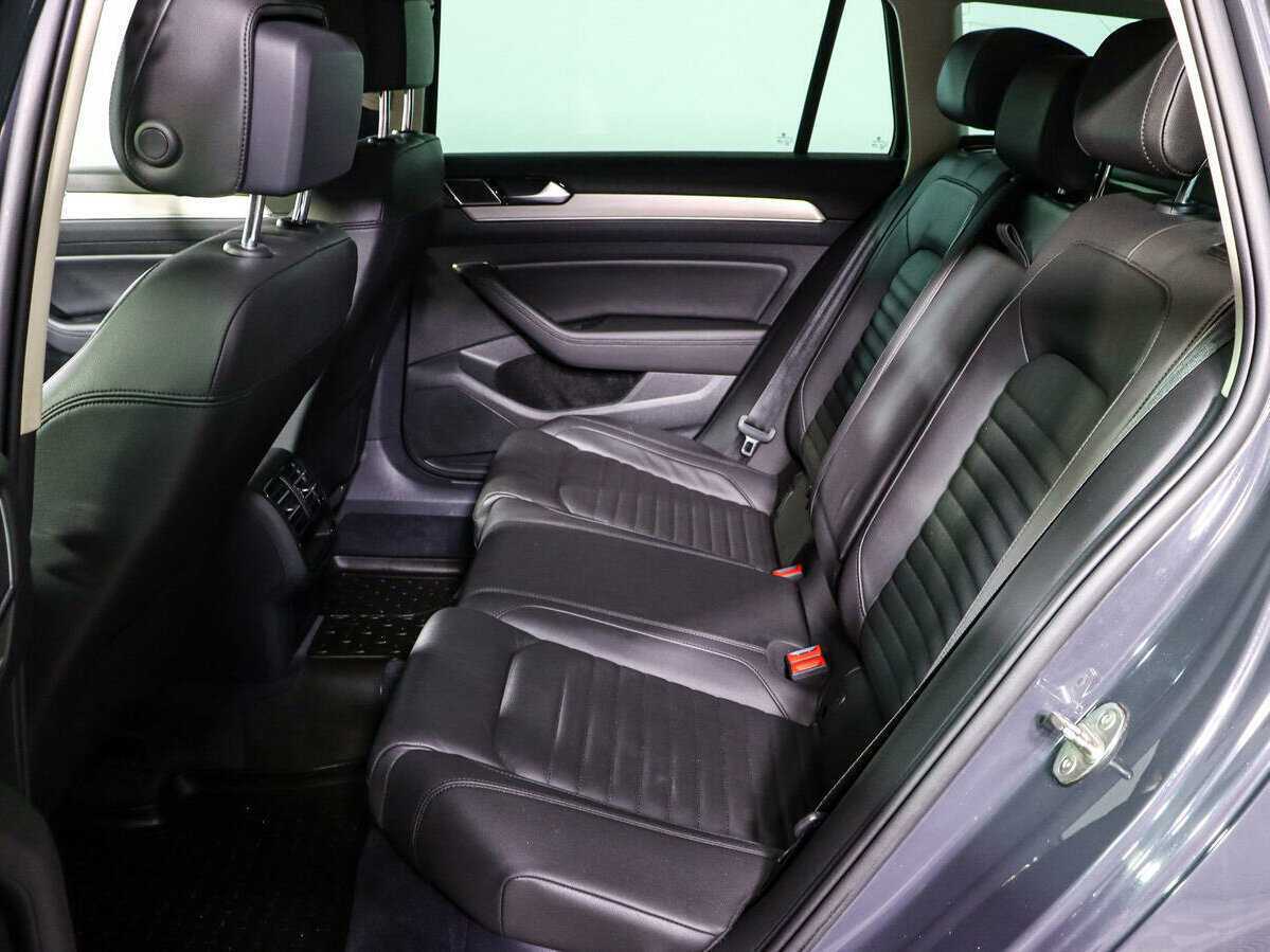 Volkswagen Passat, 2017 - Фото №7