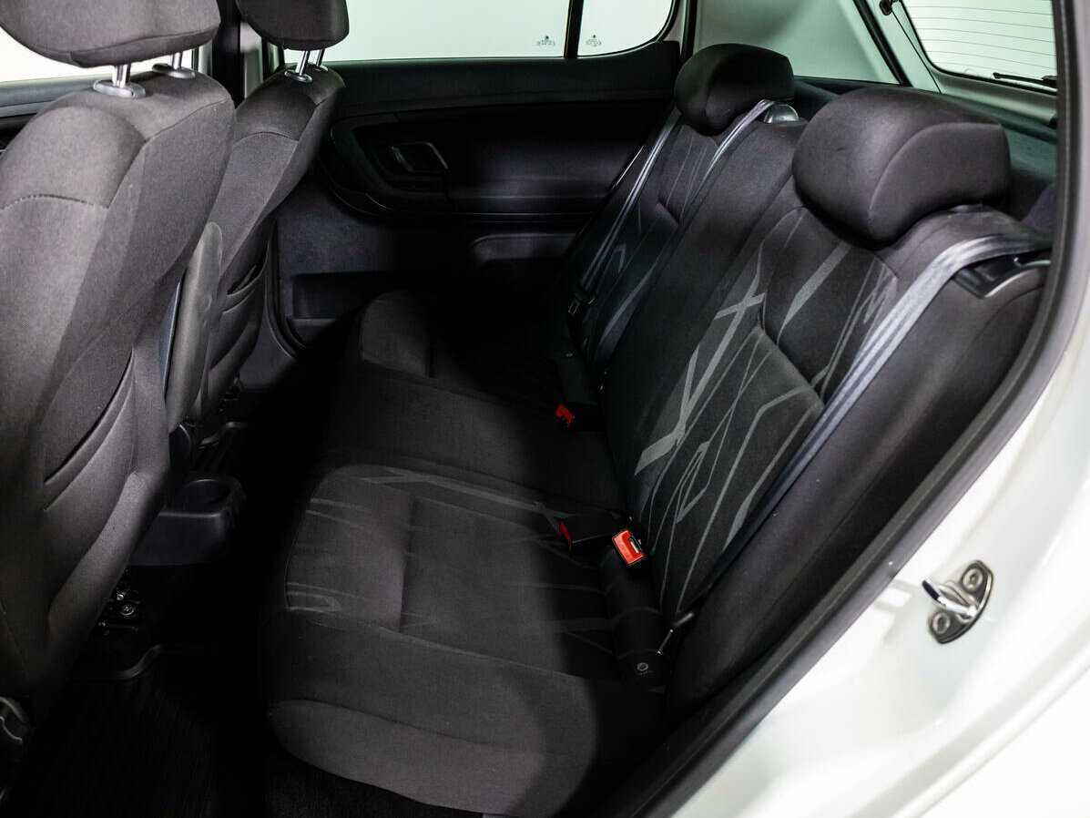 Skoda Fabia, 2014 - Фото №9