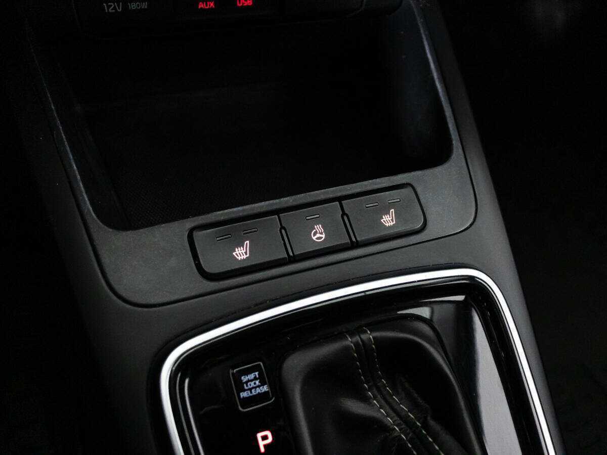 Kia Rio, 2019 - Фото №17