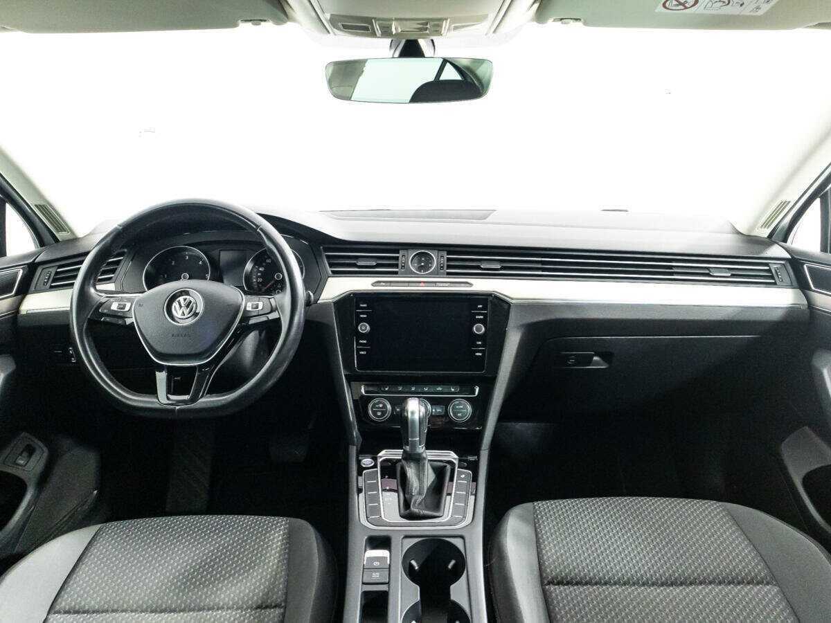 Volkswagen Passat DSG7, 2017 - Фото №12