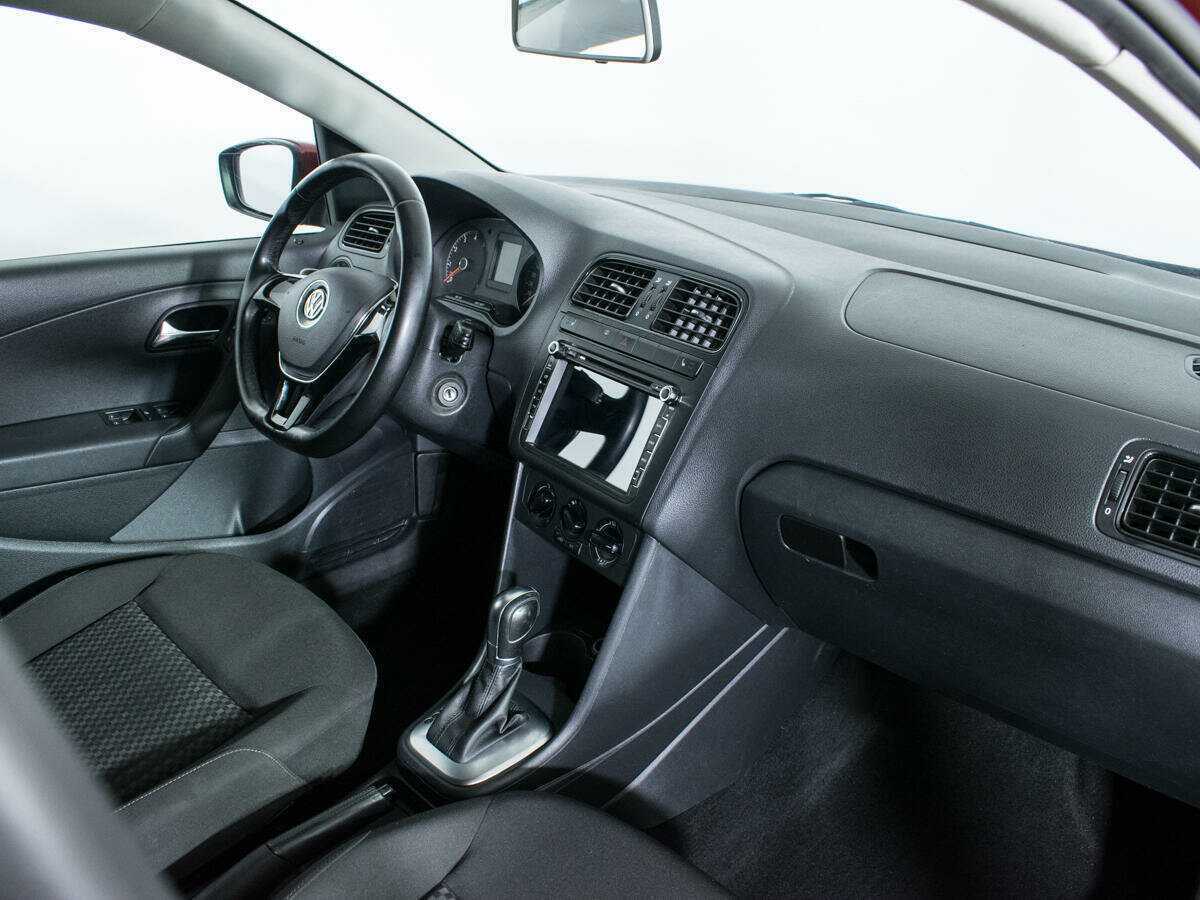 Volkswagen Polo, 2016 - Фото №8