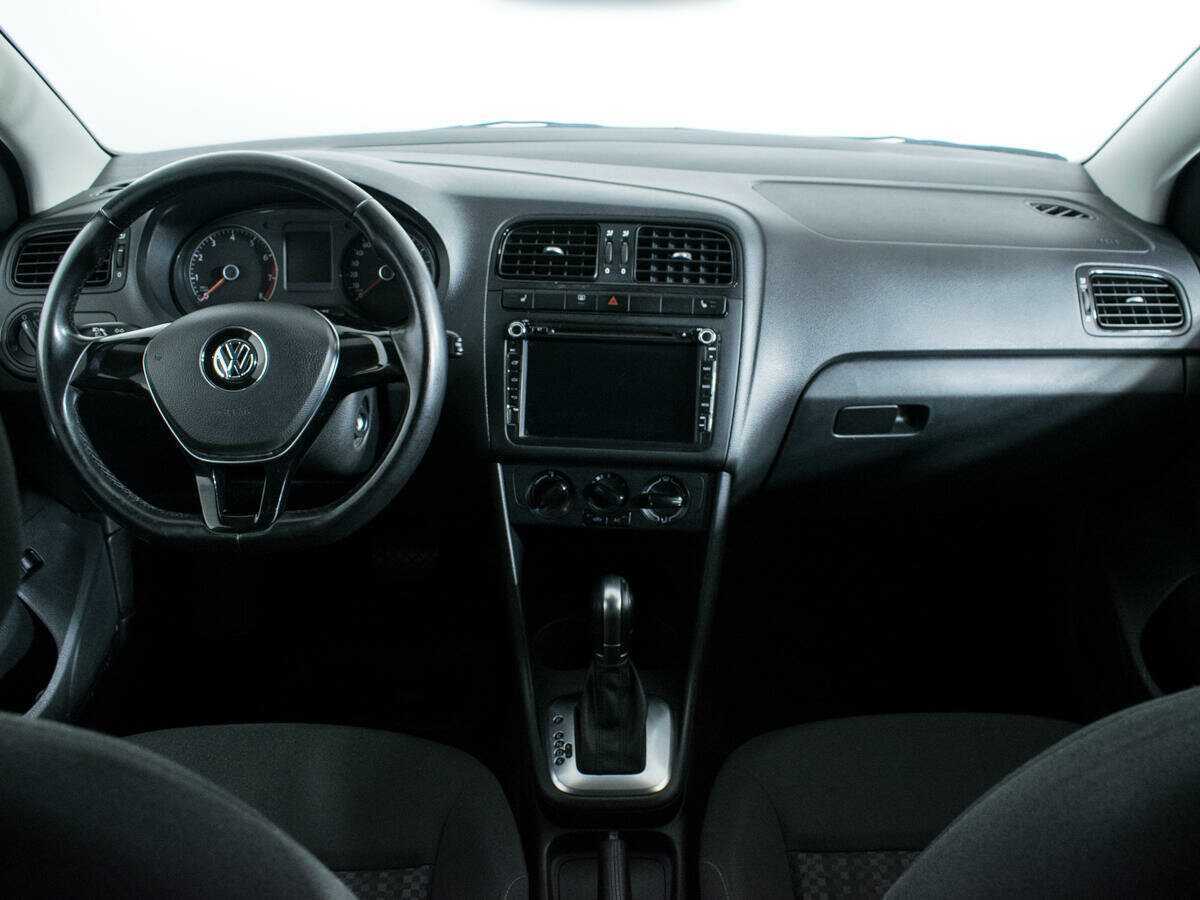 Volkswagen Polo, 2016 - Фото №11