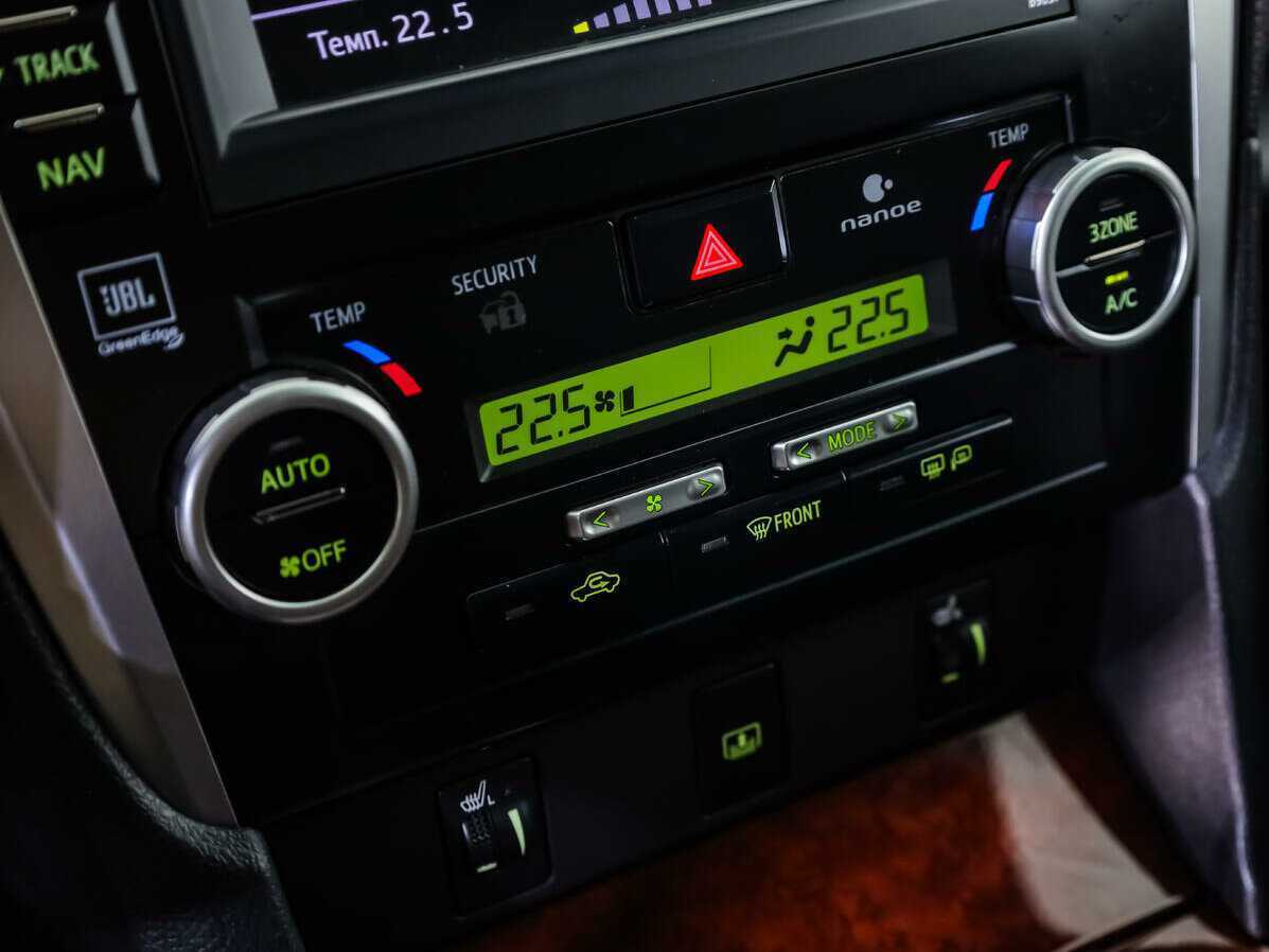 Toyota Camry, 2013 - Фото №13