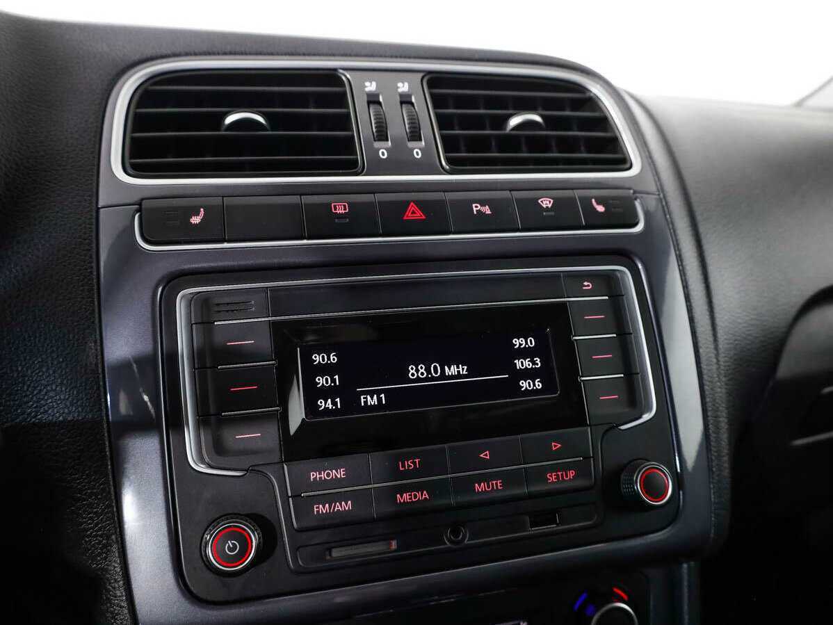 Volkswagen Polo, 2020 - Фото №12