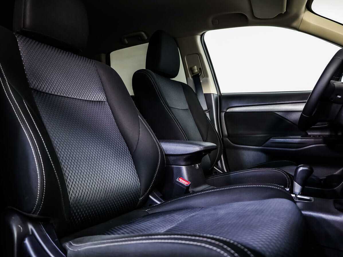 Mitsubishi Outlander, 2015 - Фото №9