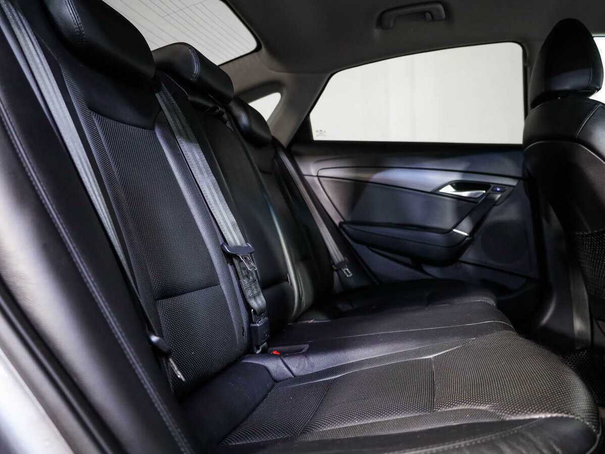 Hyundai i40, 2015 - Фото №11