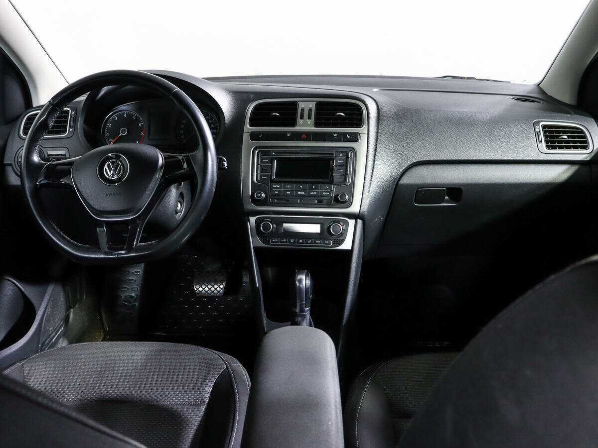 Volkswagen Polo, 2016 - Фото №11