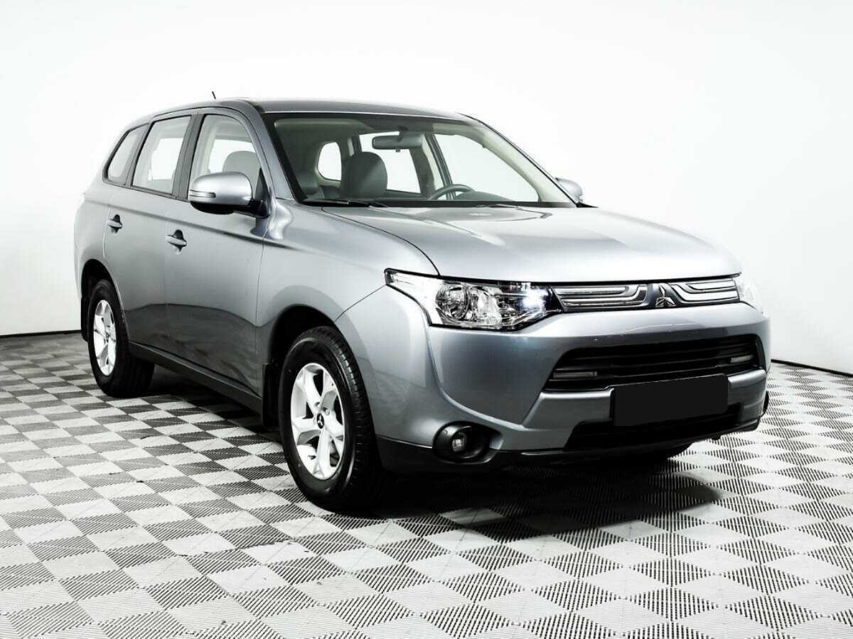 Mitsubishi Outlander, 2013 - Фото №2