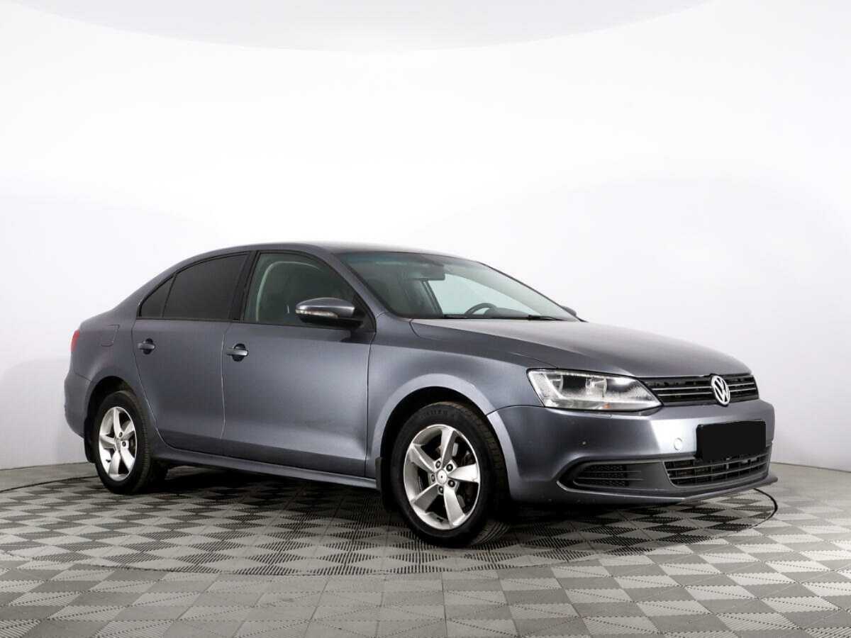 Volkswagen Jetta, 2012 - Фото №2