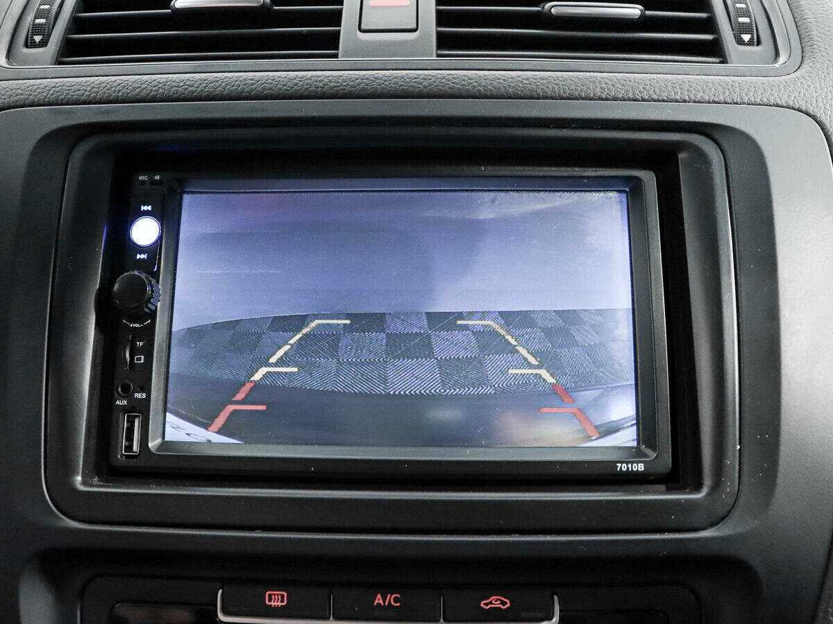 Volkswagen Jetta, 2012 - Фото №14