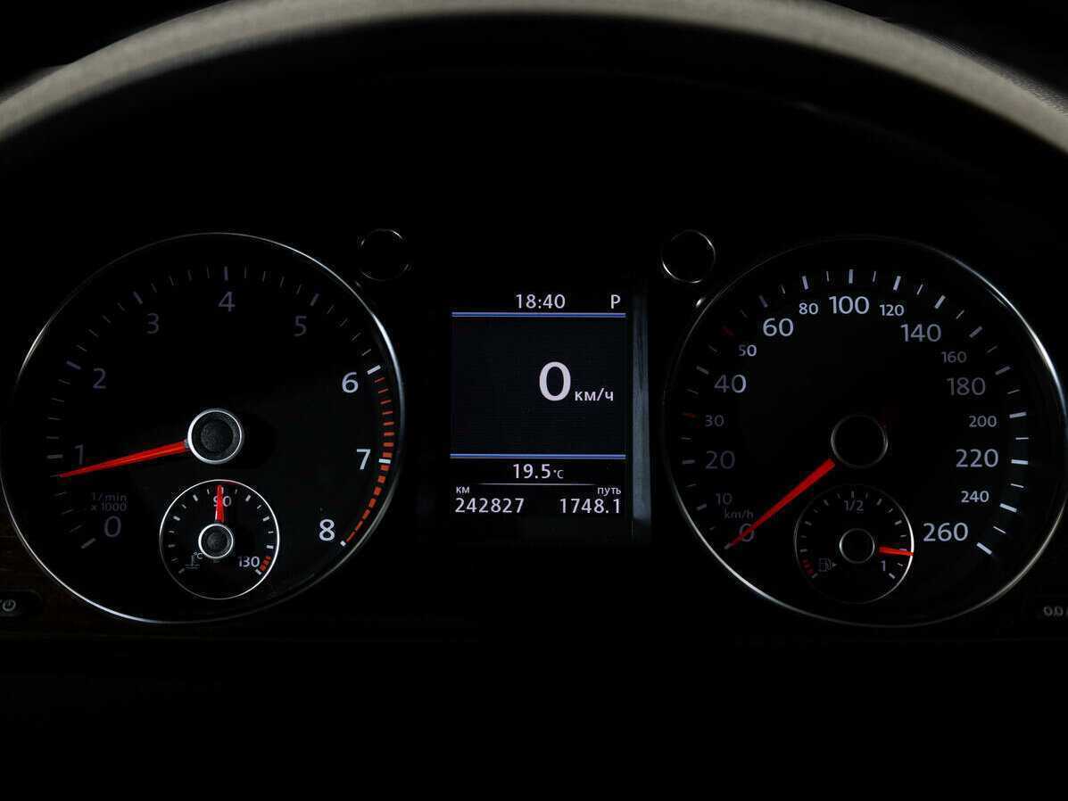 Volkswagen Passat, 2013 - Фото №13