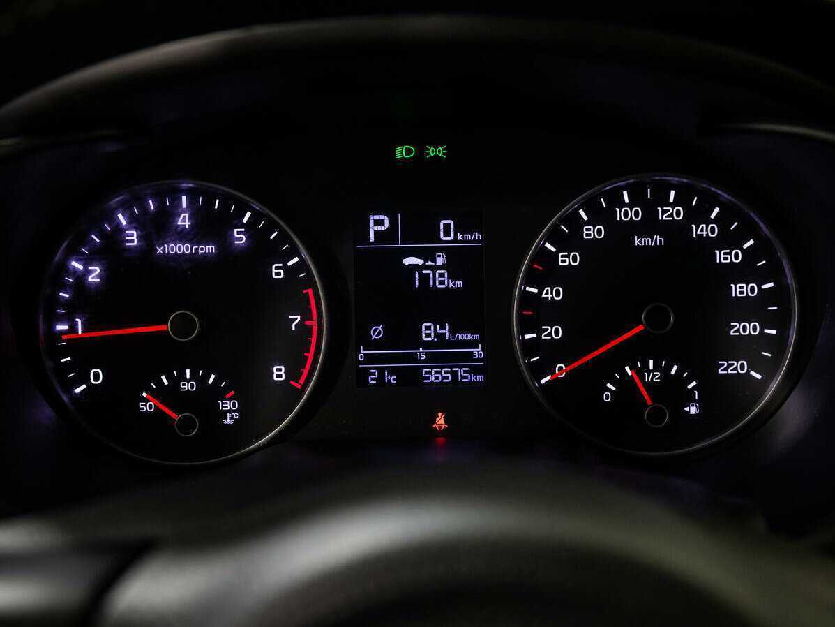 Kia Rio X-Line, 2017 - Фото №11