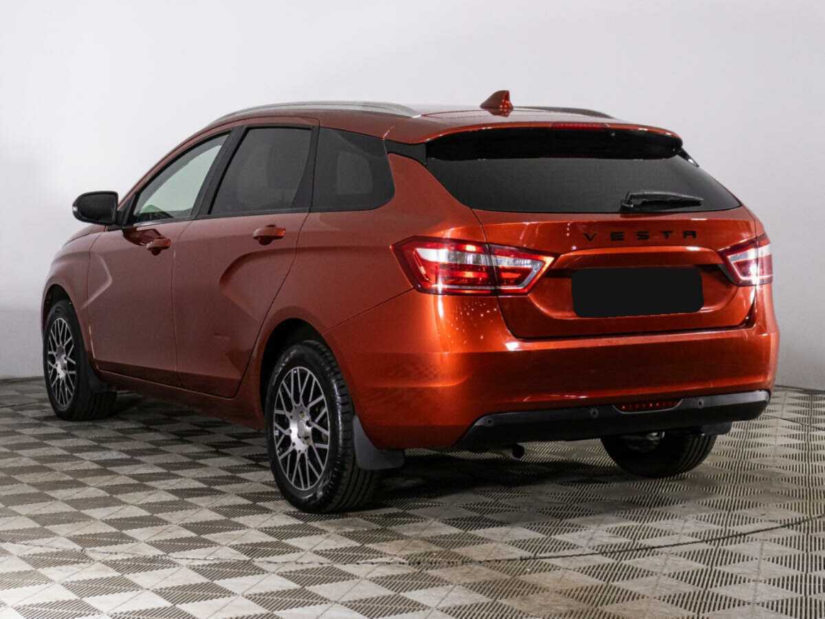 Lada (ВАЗ) Vesta SW, 2018 - Фото №6