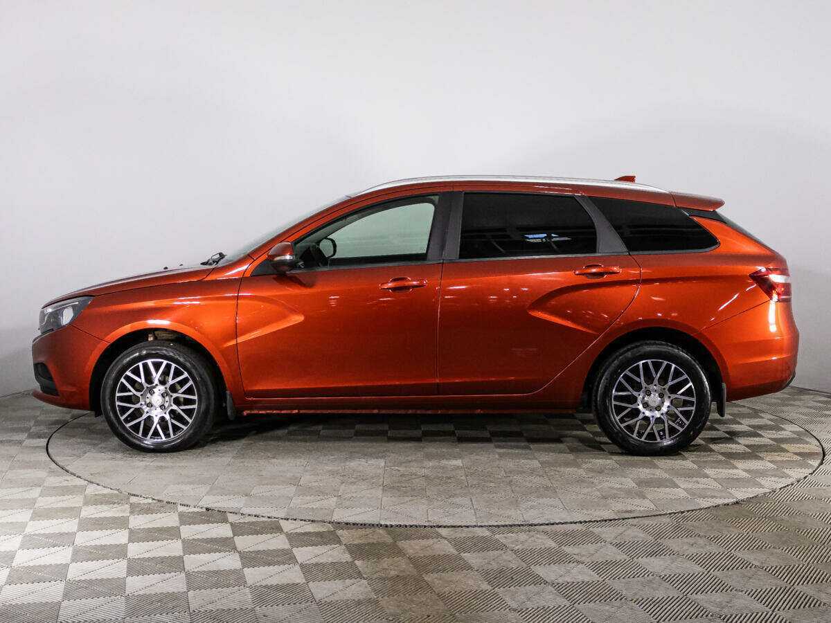 Lada (ВАЗ) Vesta SW, 2018 - Фото №7