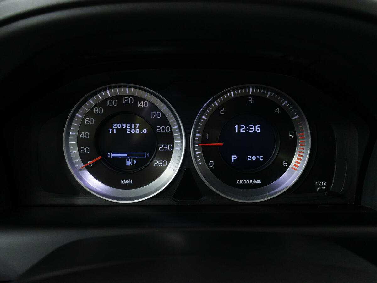 Volvo XC60, 2012 - Фото №11