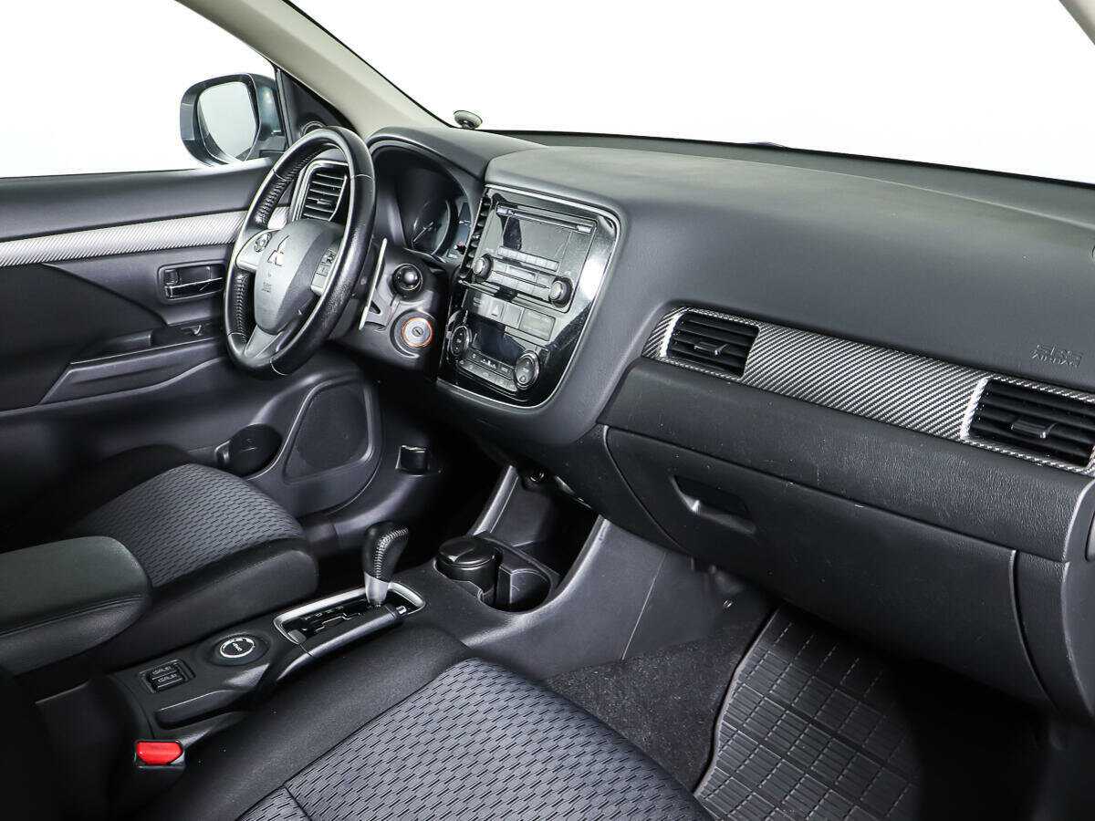 Mitsubishi Outlander, 2013 - Фото №7